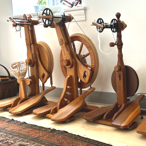 Sit + Spin on a Spinning Wheel - Great date idea!